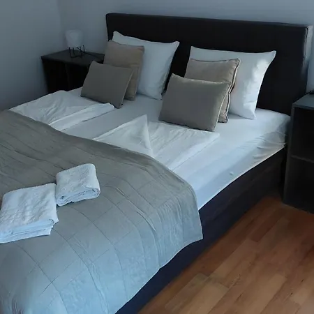 Parenzo Premium Apartament *